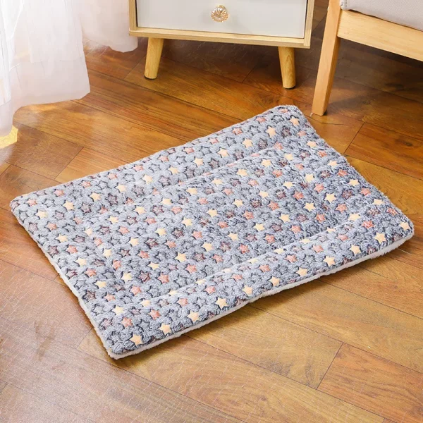 Dog bed thick flannel